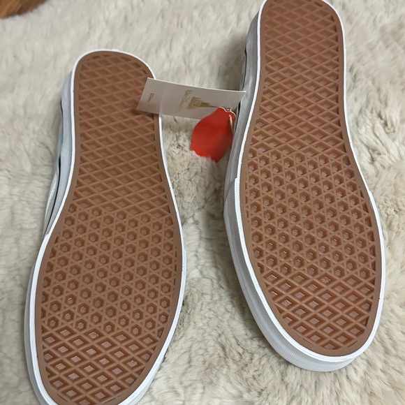 VANS x 2022 Disney Parks 50th Anniversary Mickey Mouse Slip On Shoes, Mens 12 - Picture 10 of 12